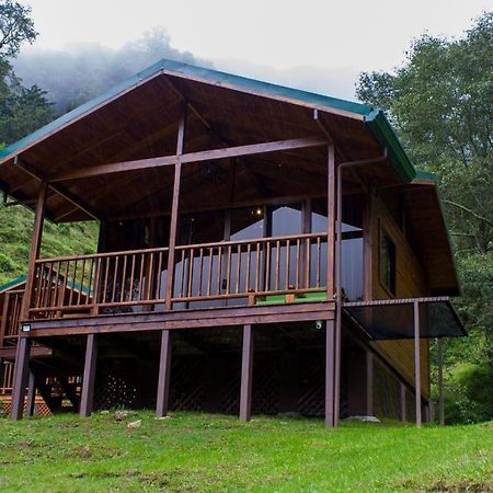 Entre Arboles Lodge San Gerardo de Dota Exterior foto