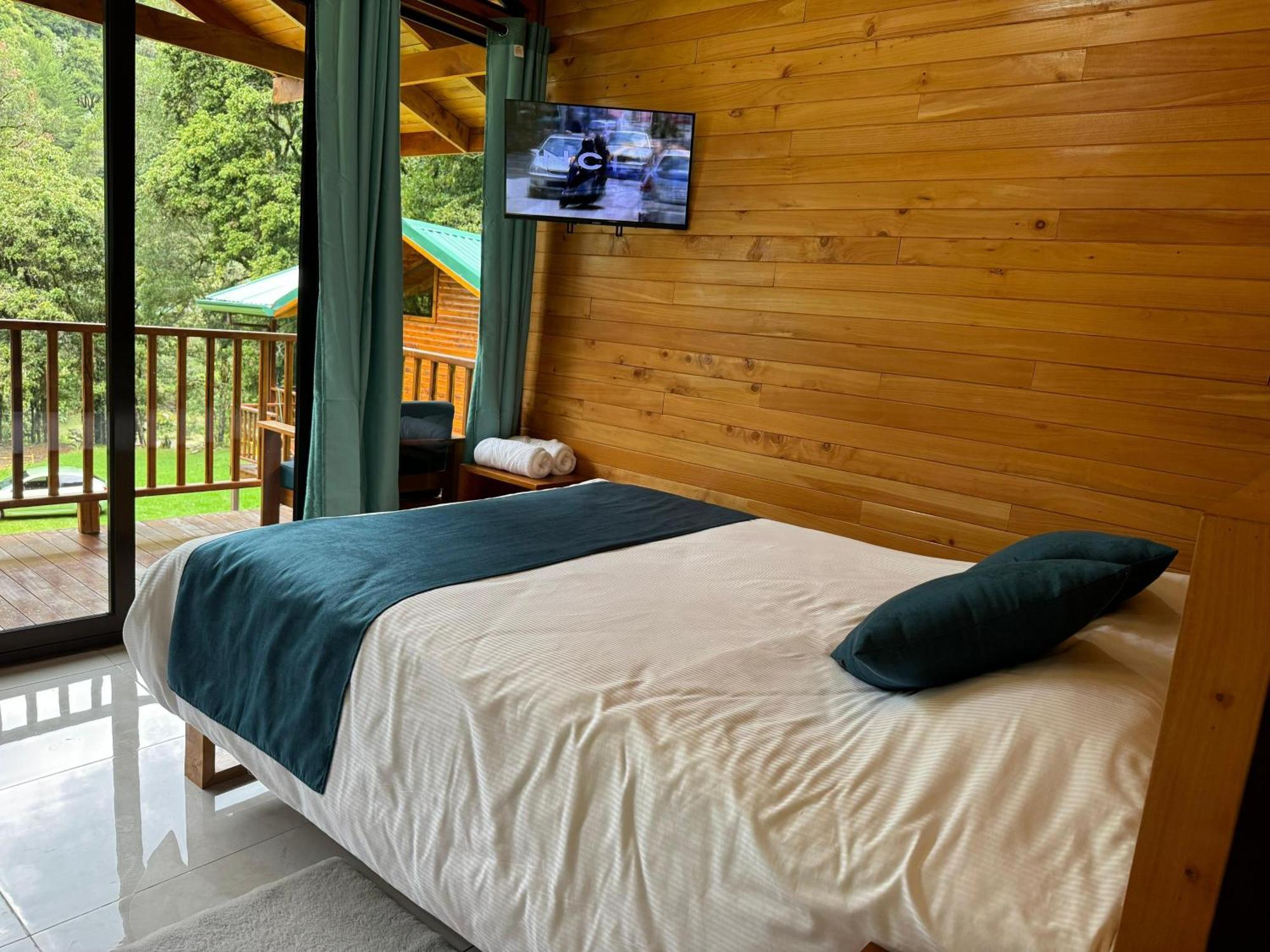Entre Arboles Lodge San Gerardo de Dota Exterior foto