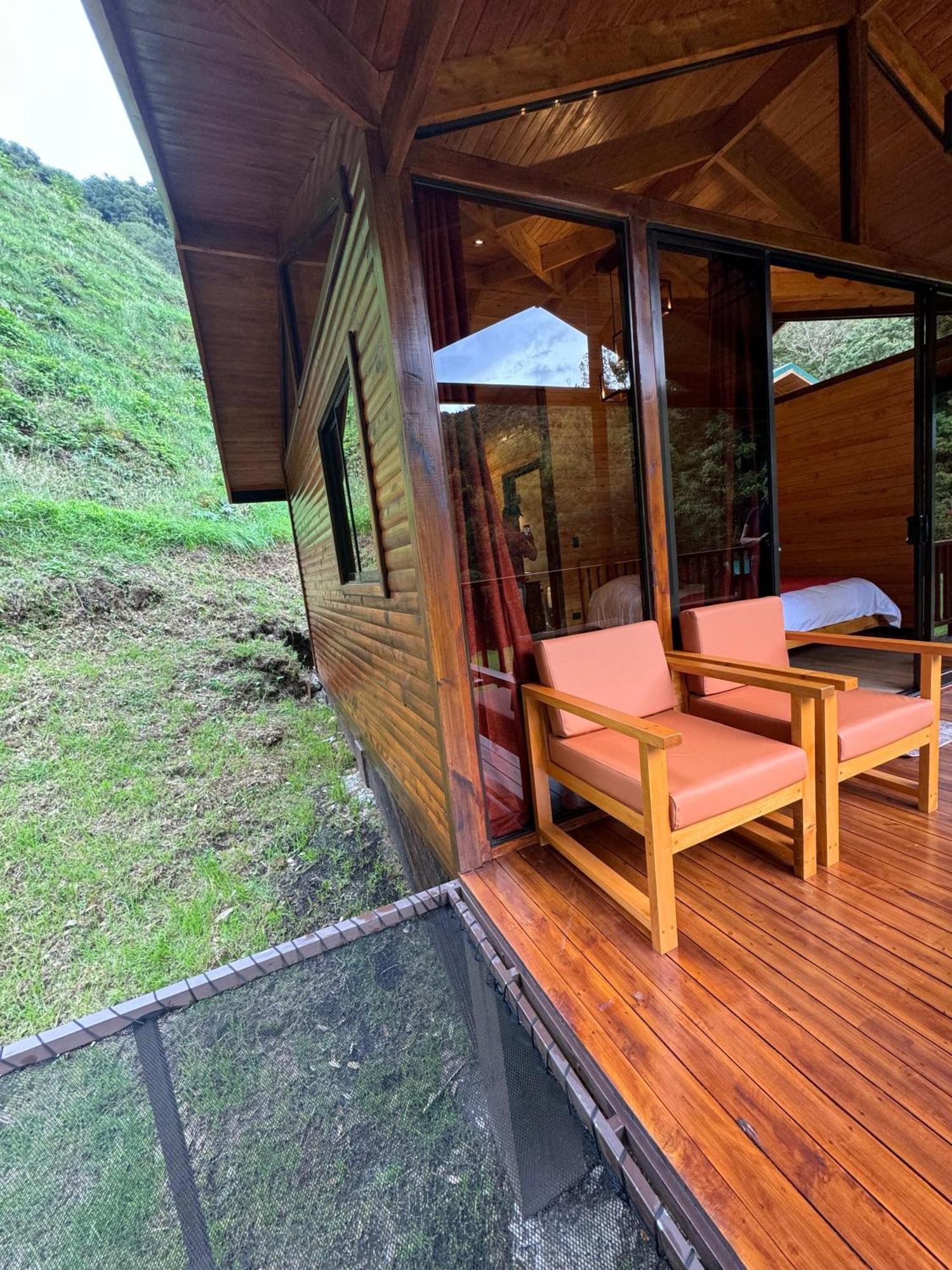 Entre Arboles Lodge San Gerardo de Dota Exterior foto