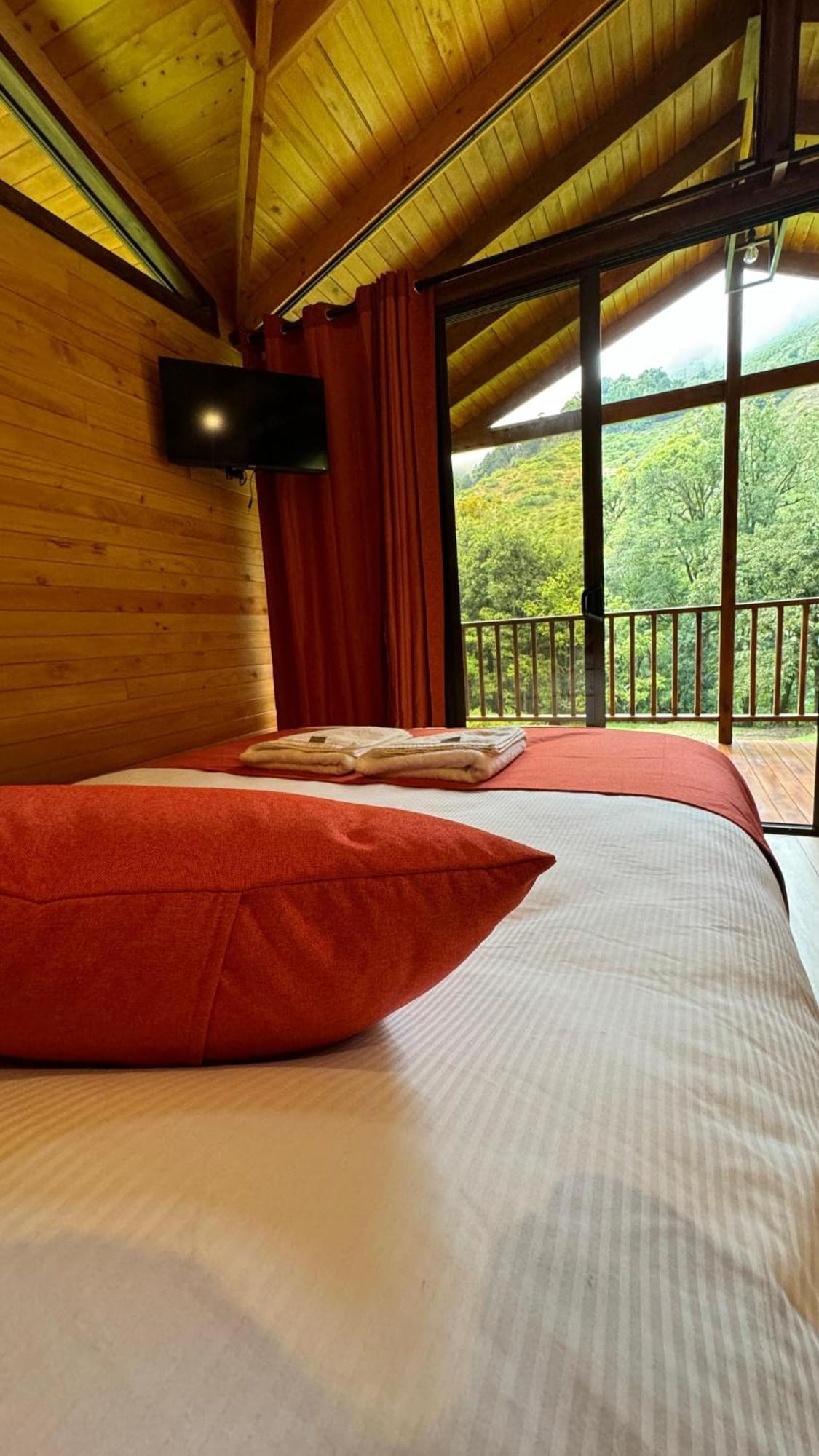 Entre Arboles Lodge San Gerardo de Dota Exterior foto