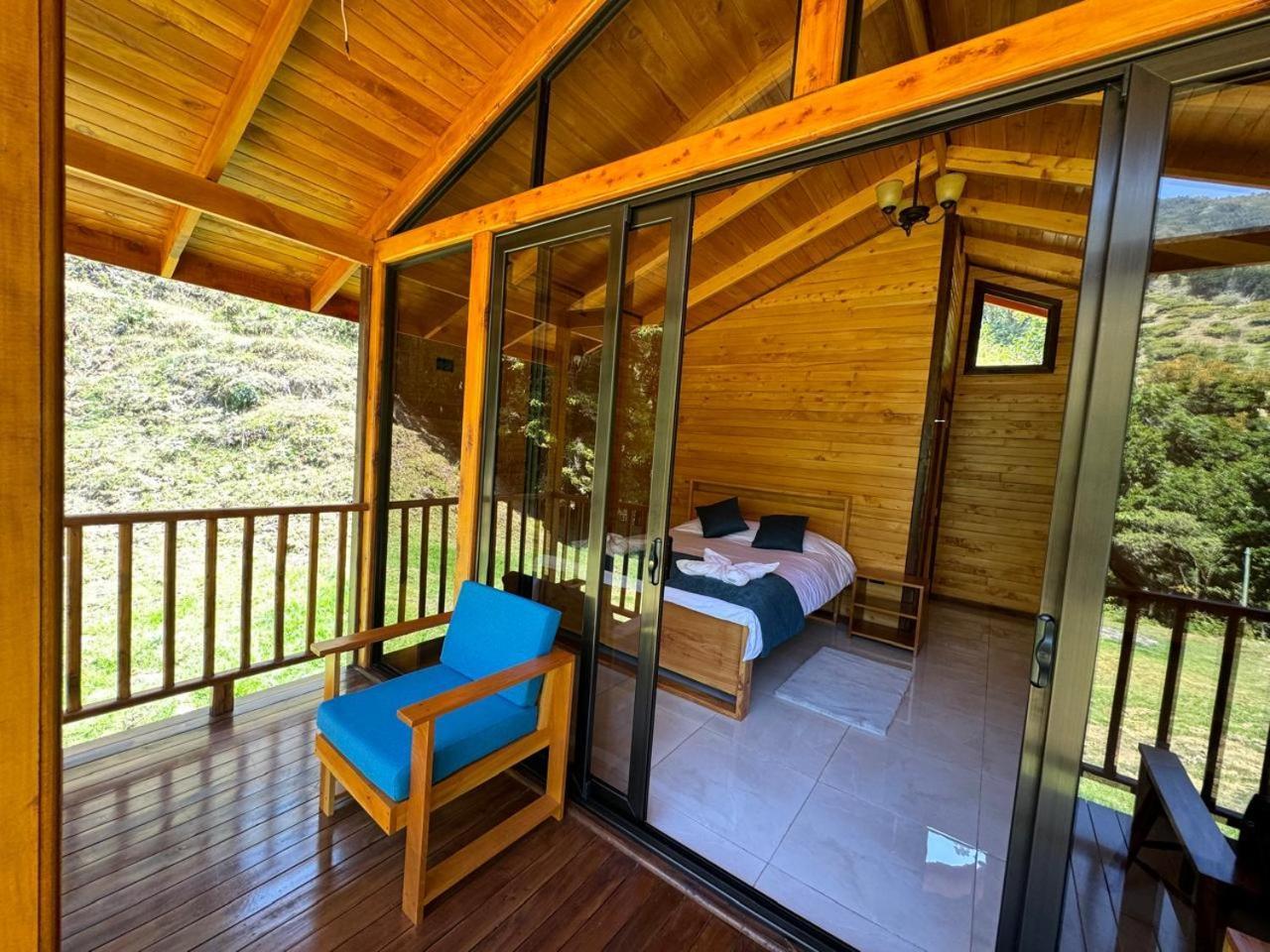 Entre Arboles Lodge San Gerardo de Dota Exterior foto
